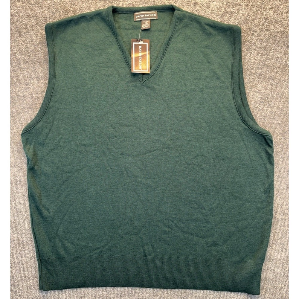 David Taylor Men's 2XL Green Sweater Vest V-Neck Golf Pullover Made USA NWT